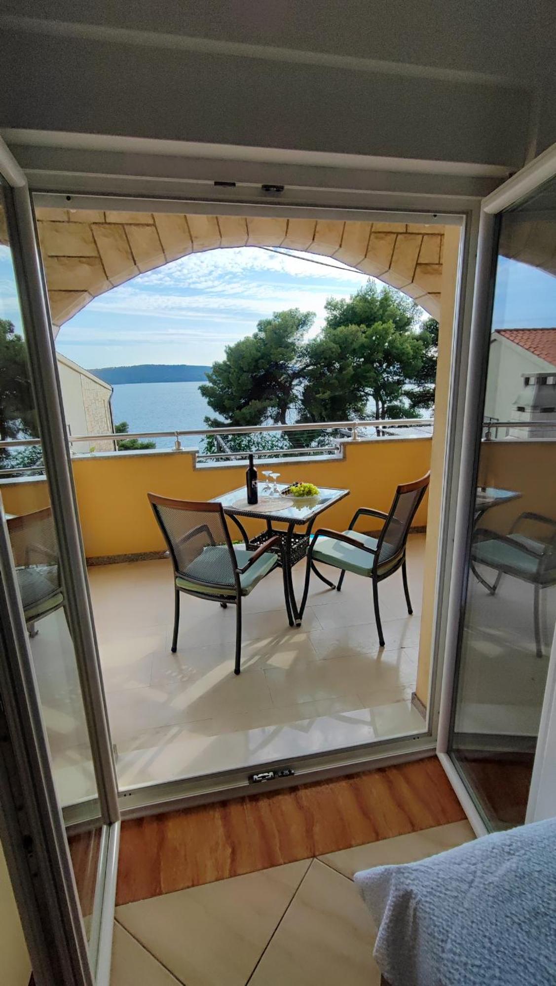 Villa Penava, Private Beach, Pool And 7Min To Trogir Zimmer foto