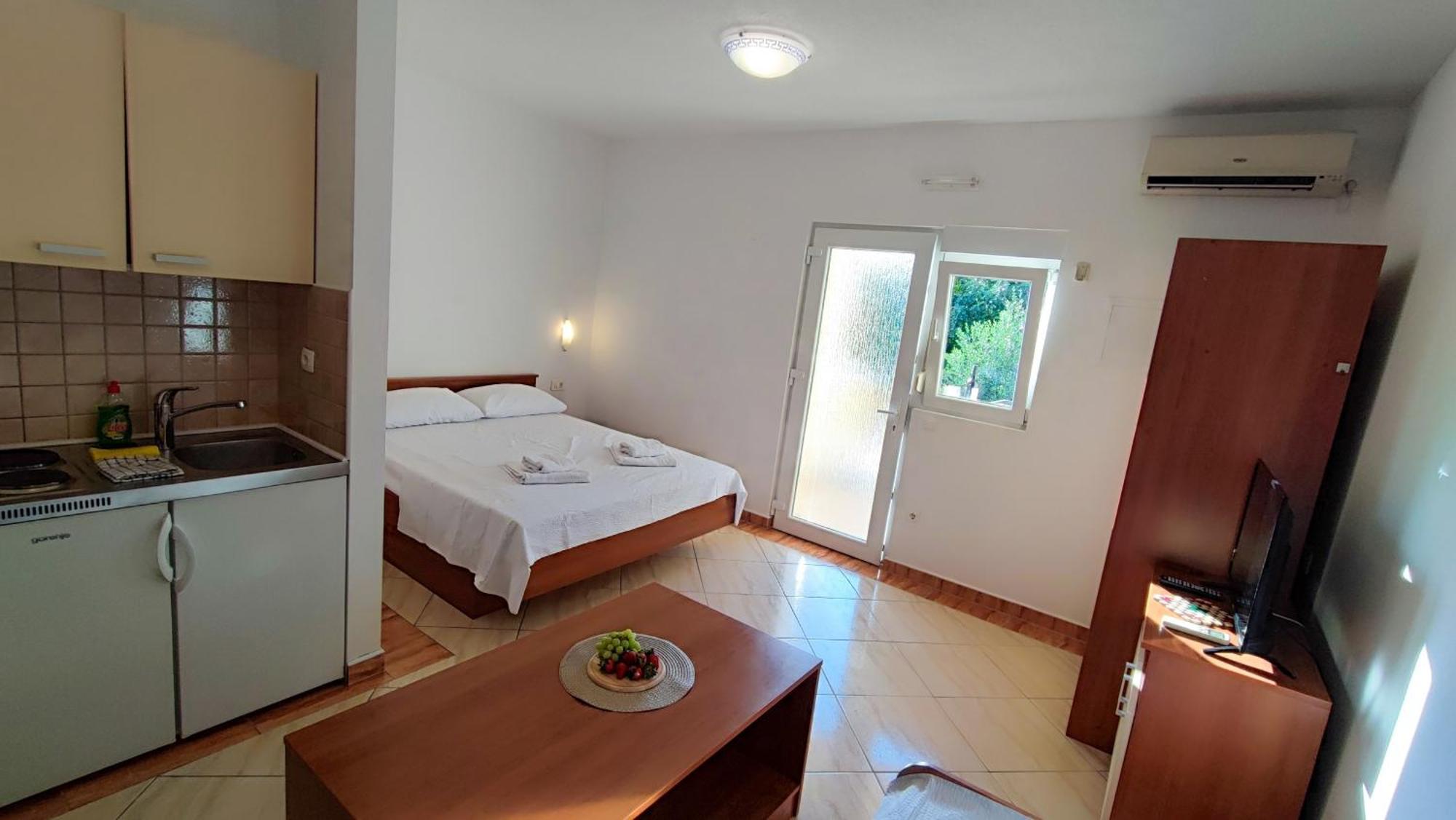 Villa Penava, Private Beach, Pool And 7Min To Trogir Zimmer foto