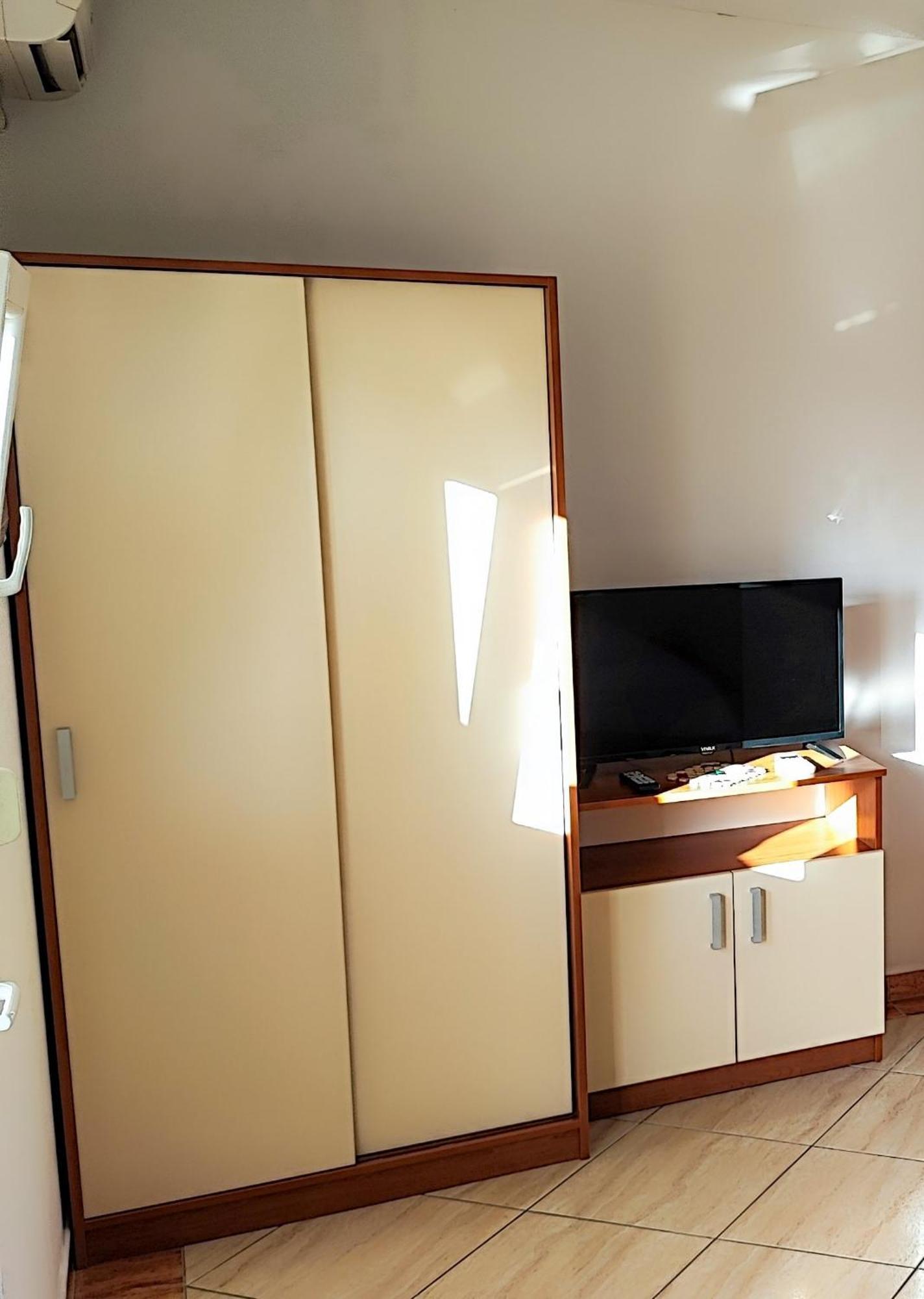 Villa Penava, Private Beach, Pool And 7Min To Trogir Zimmer foto